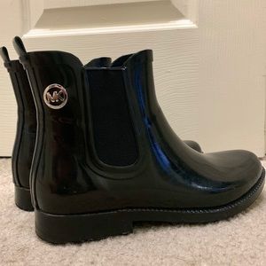 Michael Kors Chelsea Boots